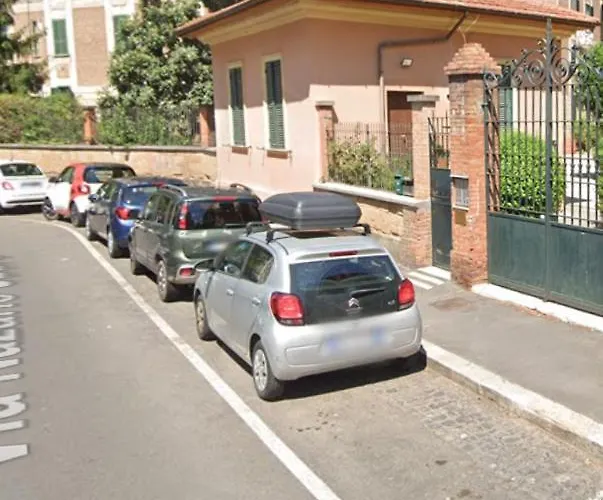 Casa Vaticano